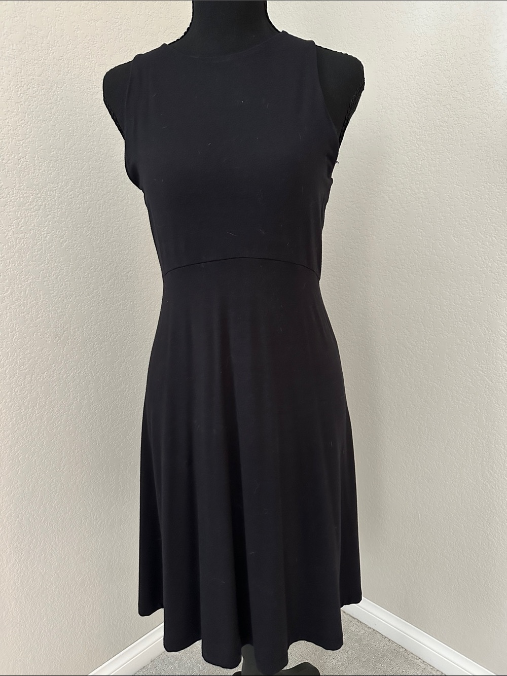 Classic Black Sleeveless Midi Dress